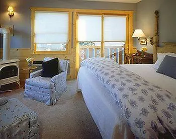 The Alpine House Lodge *